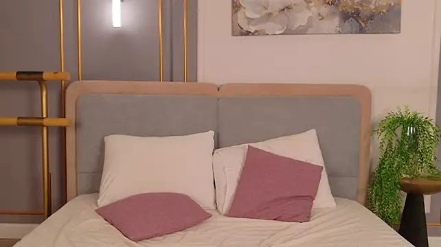 XXX chat uživo modela AdoraCortes