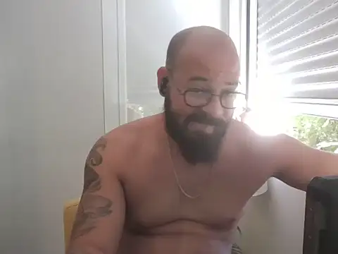 lachy2410's Live XXX Chat