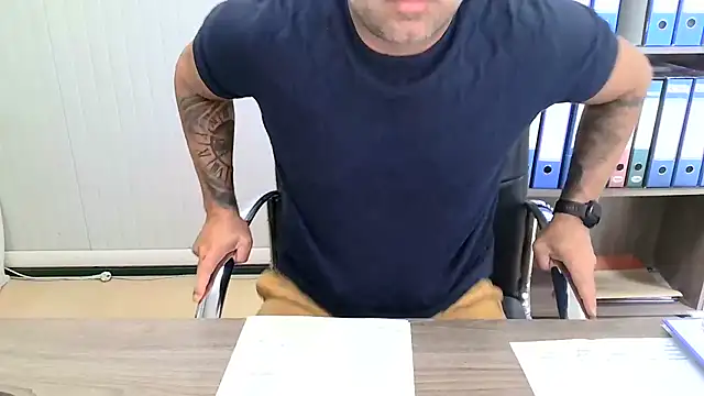 Онлайн чат XXX Evasionee
