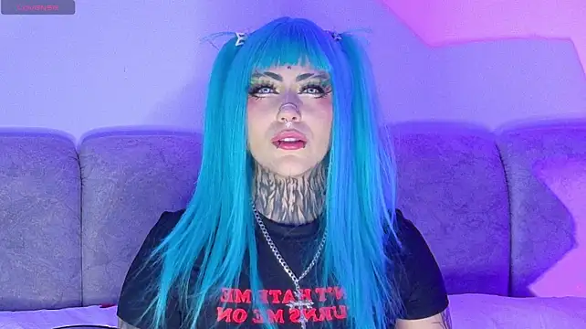 maliciaXpoison's Live XXX Chat