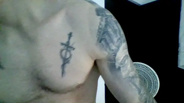 XXX chat uživo modela Kenner_fox77