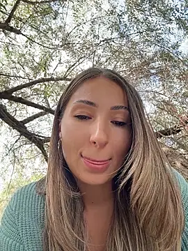 دردشة Wonder_Kari الجنسية المباشرة