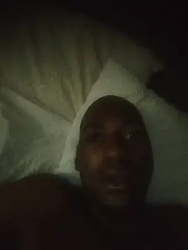 MaturedyoungMan Pertunjukan Webcam