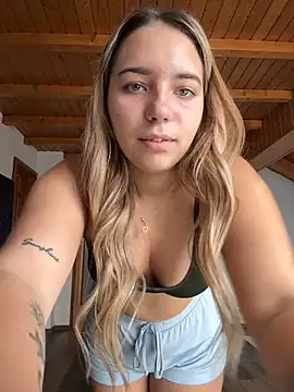Naomi-Klein Live XXX-Chat