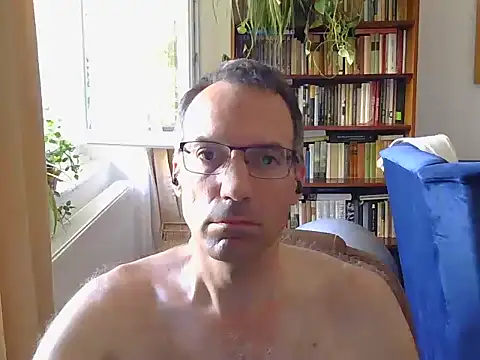 shsfdfl52 Show in webcam