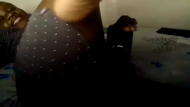 sweet_sassy_ লাইভ XXX চ্যাট