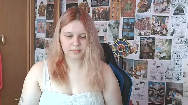 צ'אט XXX בשידור חי של FoxPlayXX