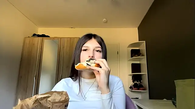 צ'אט XXX בשידור חי של SpanishRooter