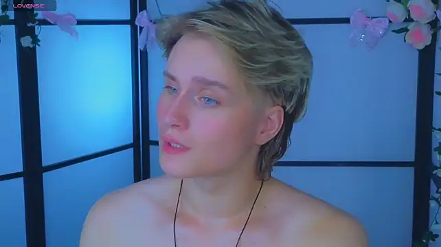 cumboydoll Chat XXX live