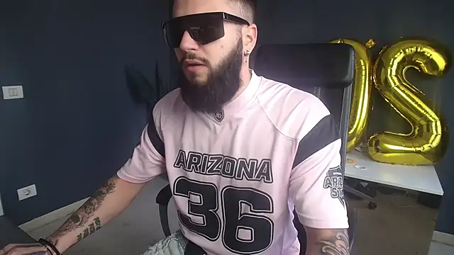 Chat +18 de OscarWillss ao vivo