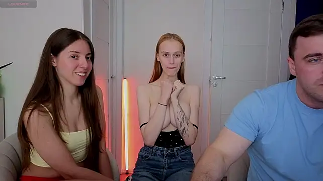 fcjuicy_pussy's Webcam Show