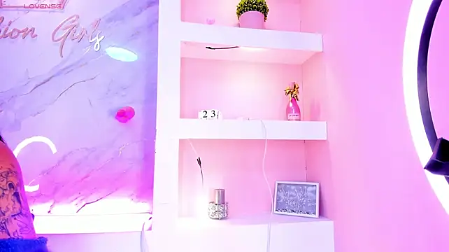 CandyDance1_ élő XXX-chatje