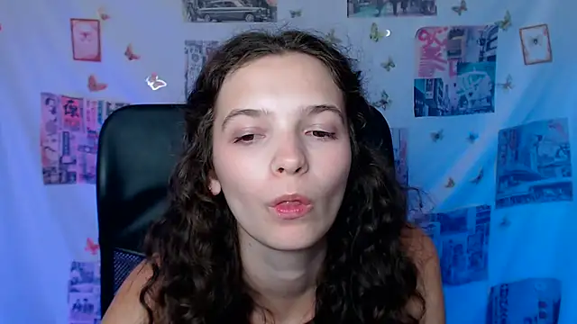 _SusieSu_'s Live XXX Chat