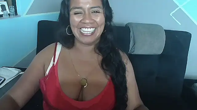 Chat +18 de saggil23 ao vivo