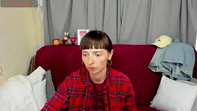 TayanaJons Adlı Modelin Canlı XXX Sohbeti