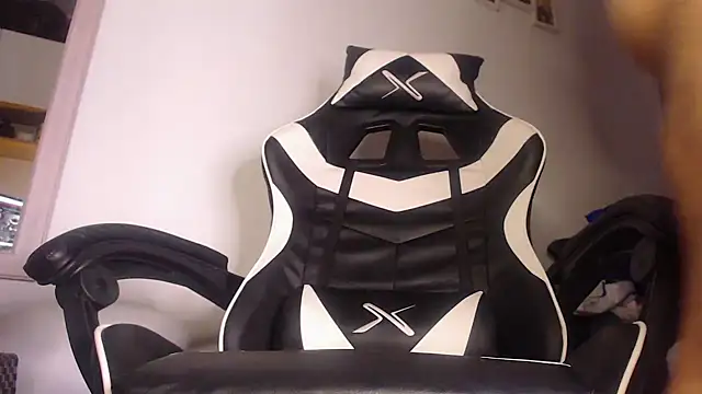 Chat XXX en directo de MikeMiller2