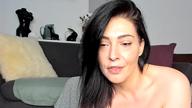 AryaSummersReal's Webcam Show