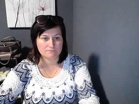 Chat +18 de Milfa_meddison ao vivo