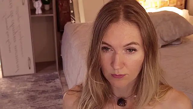 XXX chat uživo modela Hello_Lisha