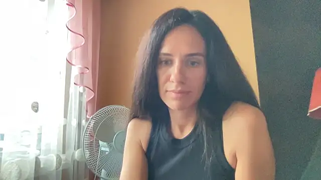 Omelvia's Live XXX Chat