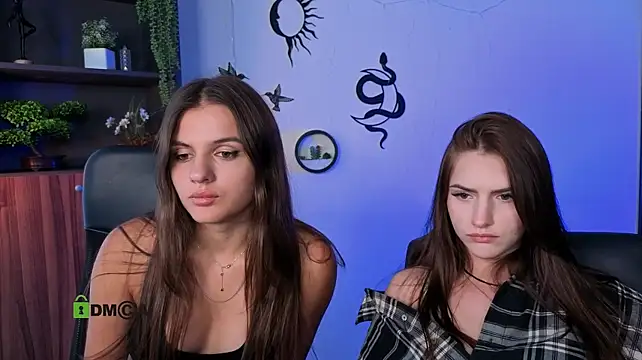 lisa_dark_'s Live XXX Chat