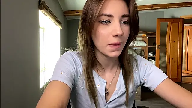 XXX chat uživo modela simmisweet