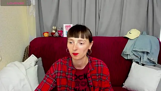Chat +18 de TayanaJons ao vivo