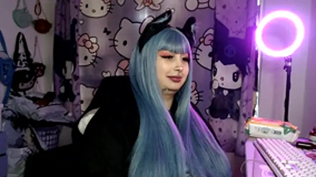 lussyevans24's Live XXX Chat