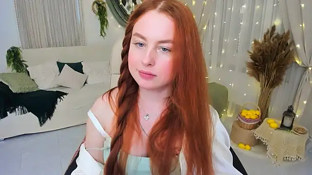 AirySilhouette Chat XXX live