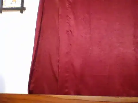 Živý XXX chat Brunette_blonde