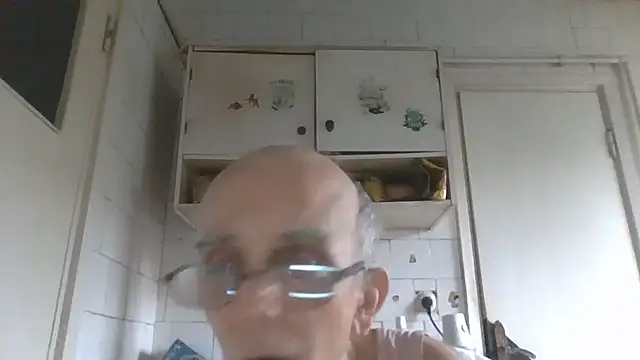 mariusica1@xh Chat XXX live
