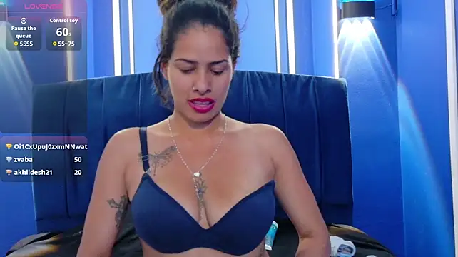 nairobi8 Live XXX-chat