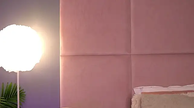 AlmaLuv Live XXX-chat