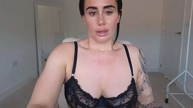 LibbyLoveHeartx's Live XXX Chat