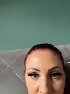 MimiSweet111's Live XXX Chat