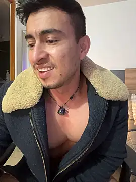 Chris_Clarck's Live XXX Chat