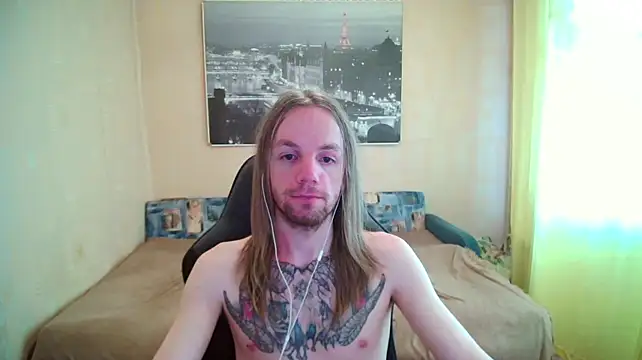 AdamDickens XXX чат на живо