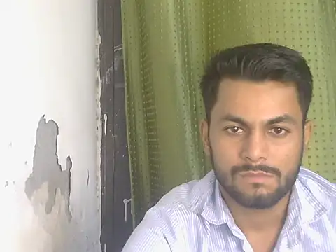 Stubborndesiboy 라이브 XXX 채팅