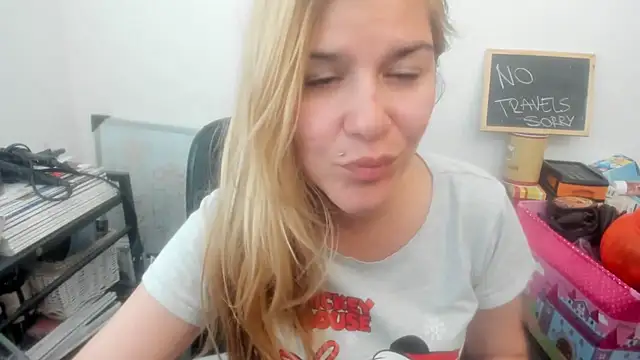 Czat XXX na żywo – new_but_cute