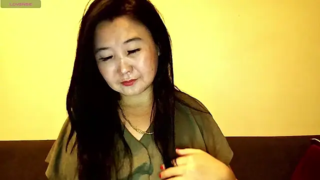 Bet_Lu Chat XXX live