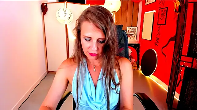 EmiliaBedy Chat XXX live