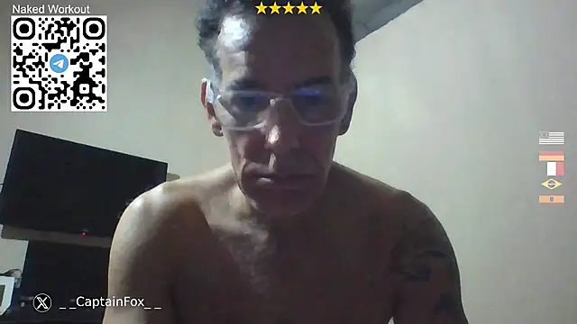 CaptainFox Chat XXX live