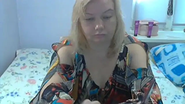 Lusi-777's Live XXX Chat