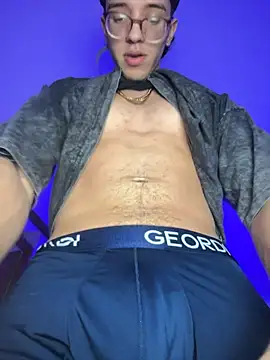XXX chat uživo modela ArthurDaviess21