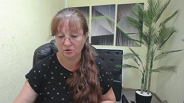VanessaHotts Chat XXX in diretta
