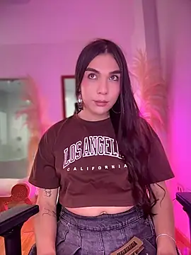 saracaball_'s Live XXX Chat