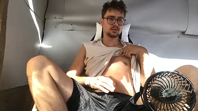 Онлайн чат XXX HotGentleman_3003