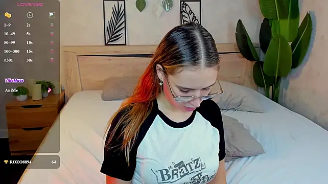 Živý XXX chat Miaa_Hill