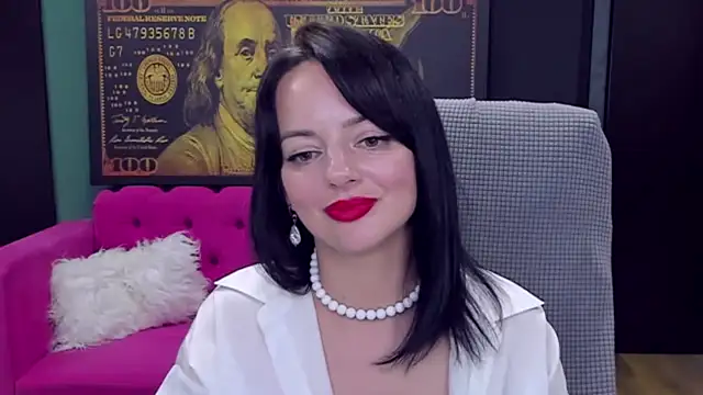 BellaRowan Adlı Modelin Canlı XXX Sohbeti