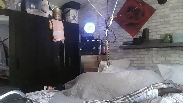 pietjebelxxkaar81xx Chat XXX in diretta